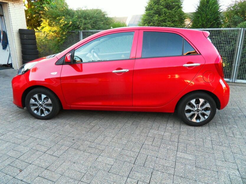 Kia Picanto 127.000 km 7.300 € Erwitte 59597