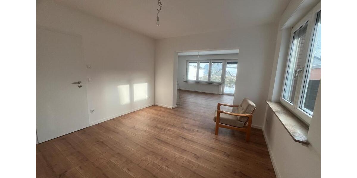 Einfamilienhaus zu vermieten! Haus in Bad Wünnenberg-Haaren! 5 zimmer