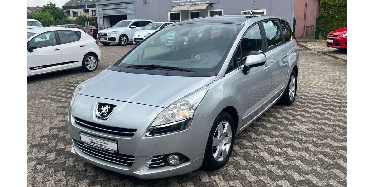 Peugeot 5008 150.000 km 4.990 &euro; Paderborn 33102
