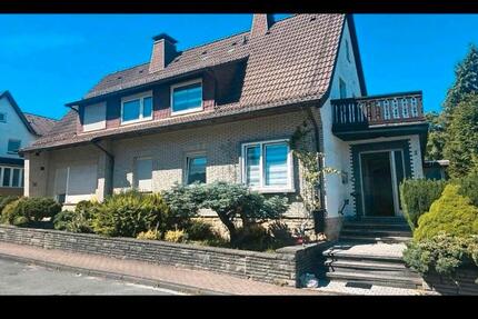 Haus Bad Driburg - 8 Zimmer, 220 m&sup2;, 320.000&euro; | Angebot:26939531
