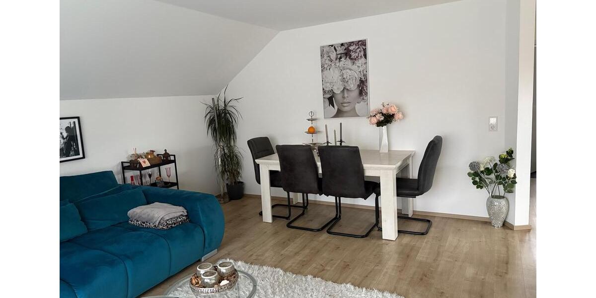 Dachgeschoßwohnung Horn-Bad Meinberg Bad Meinberg - 2 Zimmer, 65 m&sup2;, 540&euro; | Angebot:26441290
