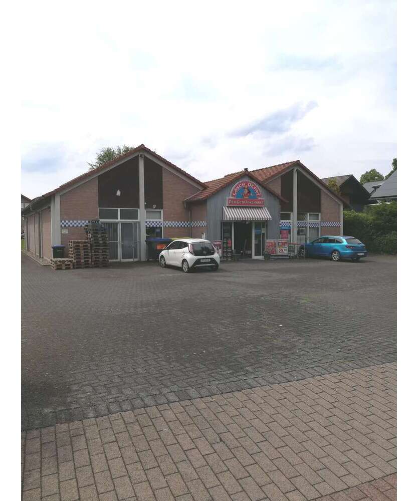 Einzelhandel in Hövelhof 2.750 € 393.16 m²