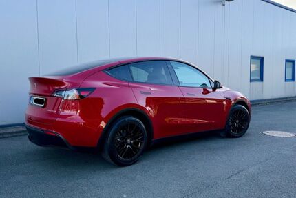 Tesla Model Y 73.369 km 32.500 &euro; Paderborn 33104