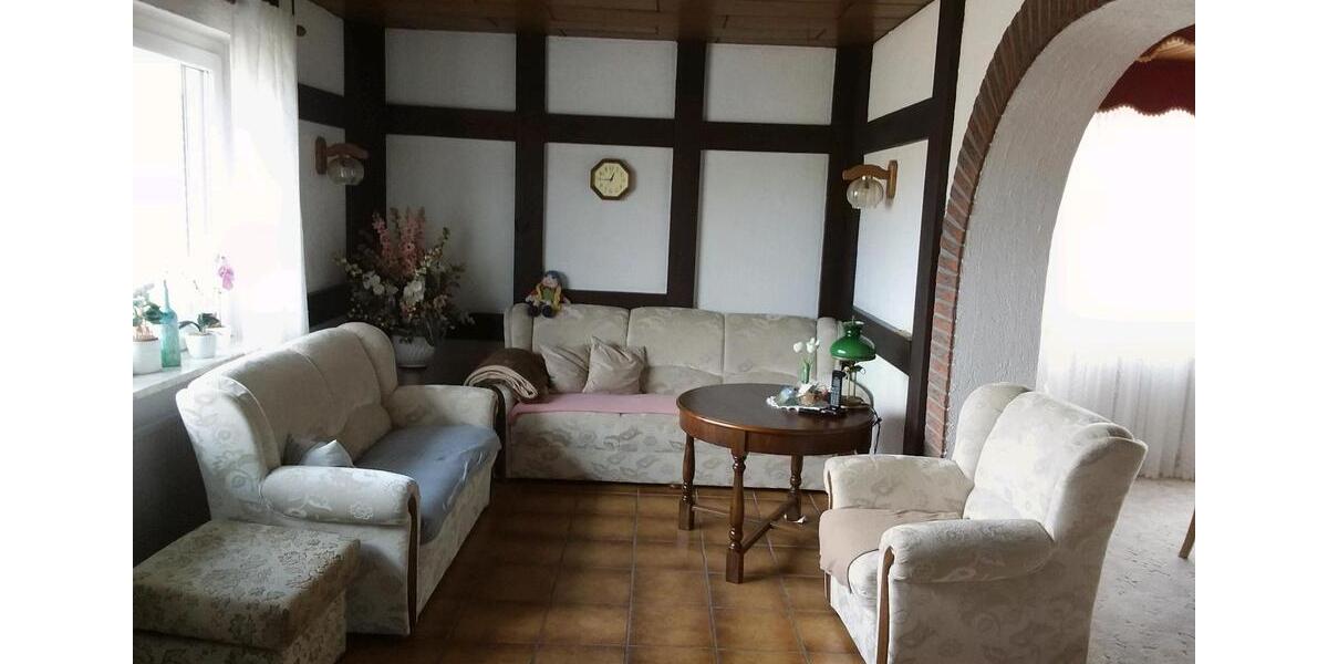 Einfamilienhaus Horn-Bad Meinberg Bad Meinberg - 9 Zimmer, 245 m&sup2;, 390.000&euro; | Angebot:27004280