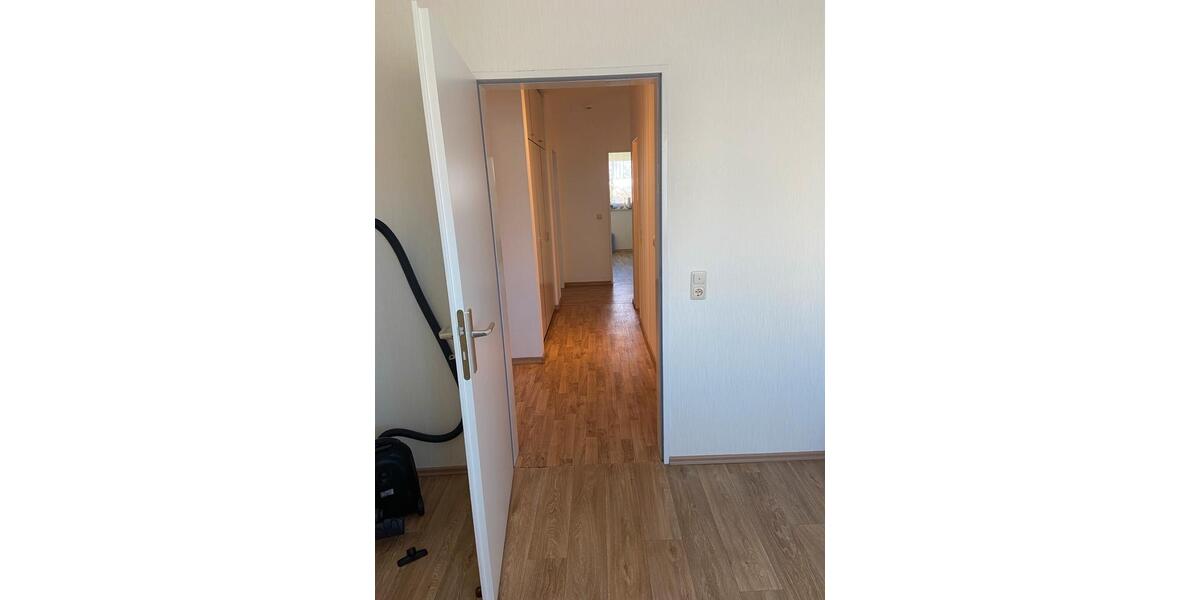 Etagenwohnung Detmold Hakedahl - 4 Zimmer, 82 m&sup2;, 147.000&euro; | Angebot:25382912