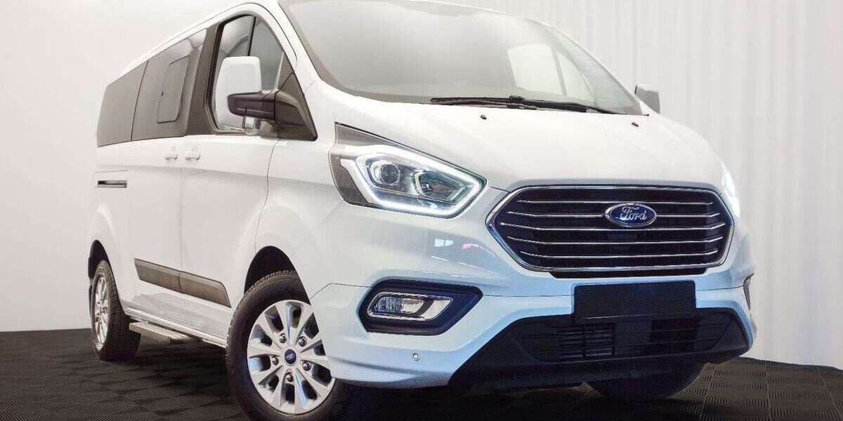 Ford Tourneo Custom 75.000 km 27.700 &euro; Bad Lippspringe 33175