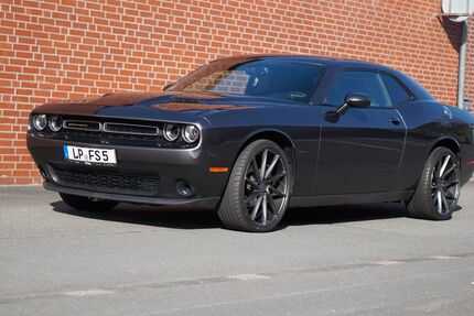 Dodge Challenger 69.000 km 22.999 &euro; Lippstadt 59556