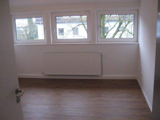 Etagenwohnung Oerlinghausen - 3 Zimmer, 54 m&sup2;, 380&euro; | Angebot:25250150
