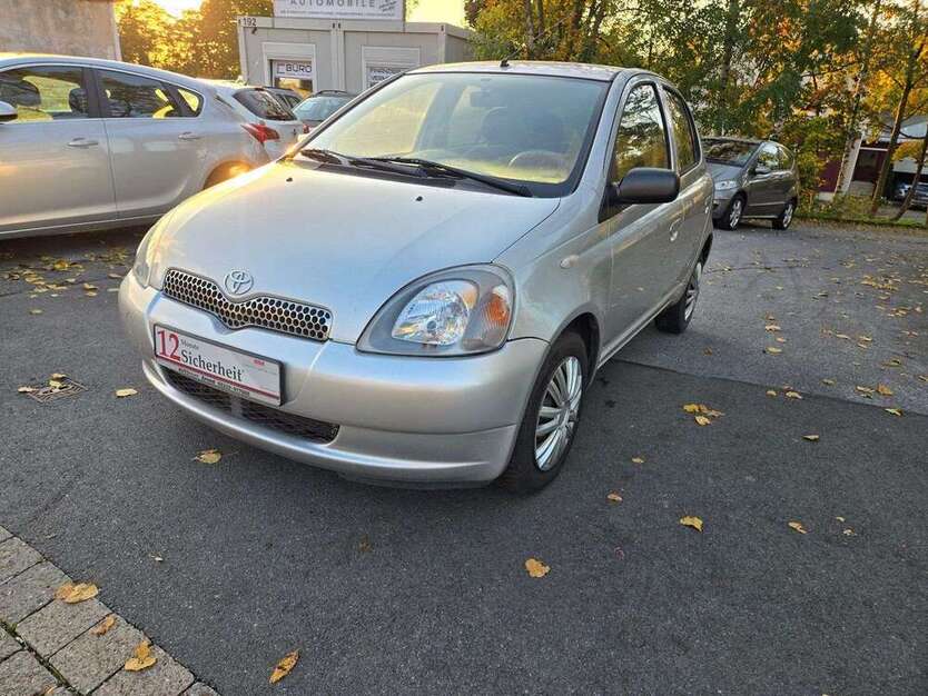 Yaris