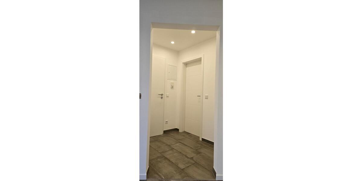 4 Zimmer- Dachgeschoss inklusive Pkw Stellplatz zu Verkaufen 4 zimmer