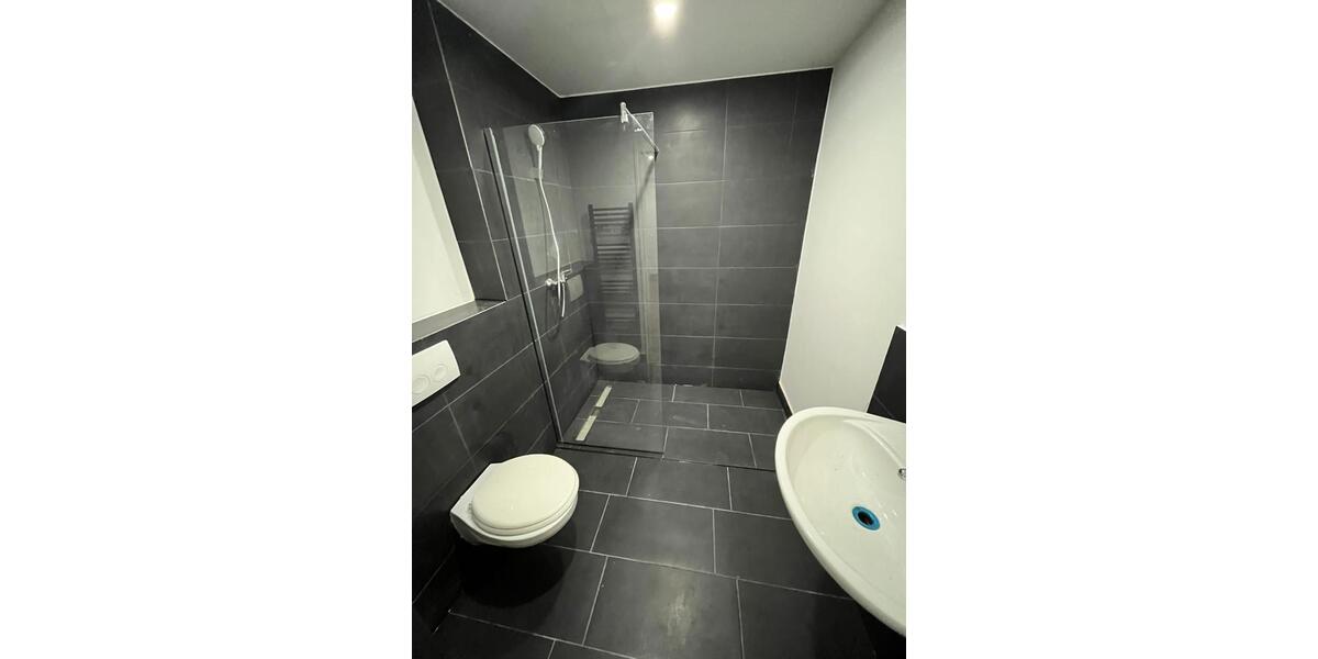 Erdgeschoßwohnung Nieheim - 4 Zimmer, 90 m&sup2;, 670&euro; | Angebot:27626214