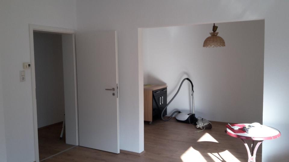 Erdgeschoßwohnung Detmold - 3 Zimmer, 75 m&sup2;, 480&euro; | Angebot:26278469