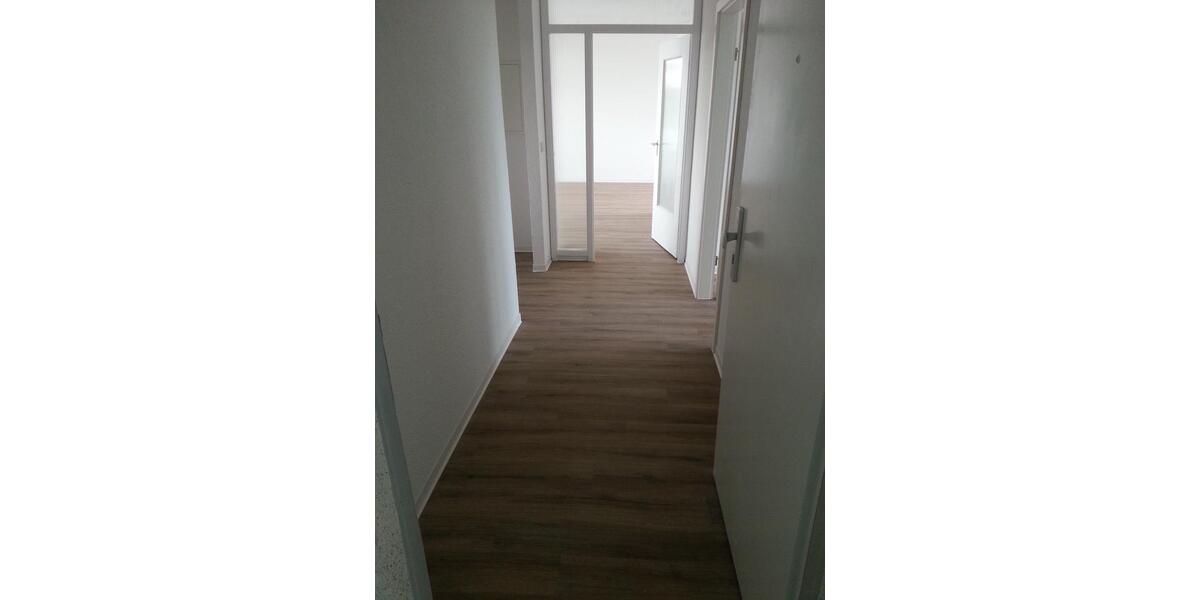 Dachgeschoßwohnung Paderborn - 3 Zimmer, 77 m&sup2;, 750&euro; | Angebot:26476688