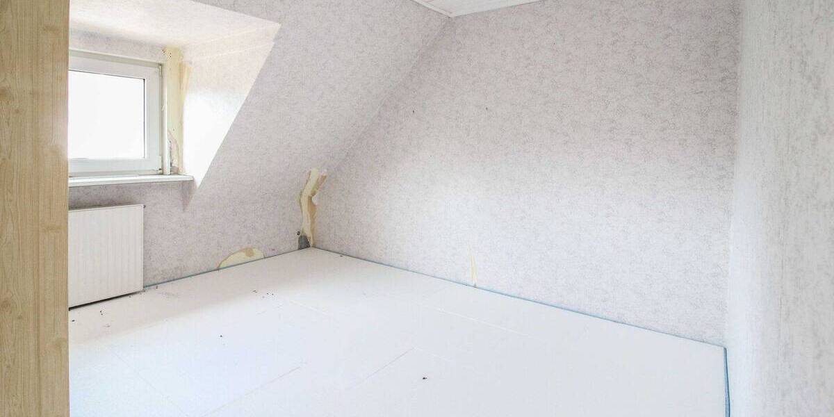 Einfamilienhaus Bad Driburg - 8 Zimmer, 179 m&sup2;, 259.000&euro; | Angebot:26291015