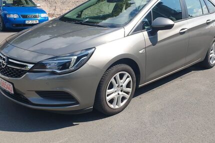 Opel Astra 76.000 km 10.199 &euro; Geseke 59590