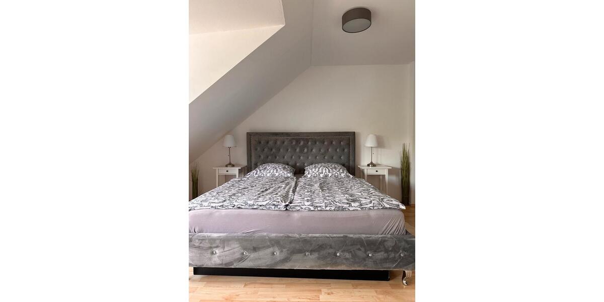 Etagenwohnung Paderborn - 2 Zimmer, 75 m&sup2;, 1.150&euro; | Angebot:26586397
