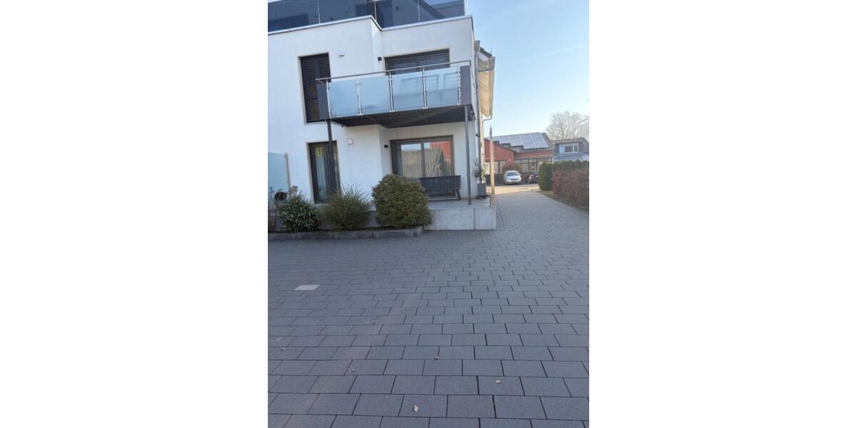 Erdgeschoßwohnung Paderborn Neuenbeken - 3 Zimmer, 80 m&sup2;, 1.046&euro; | Angebot:25790487