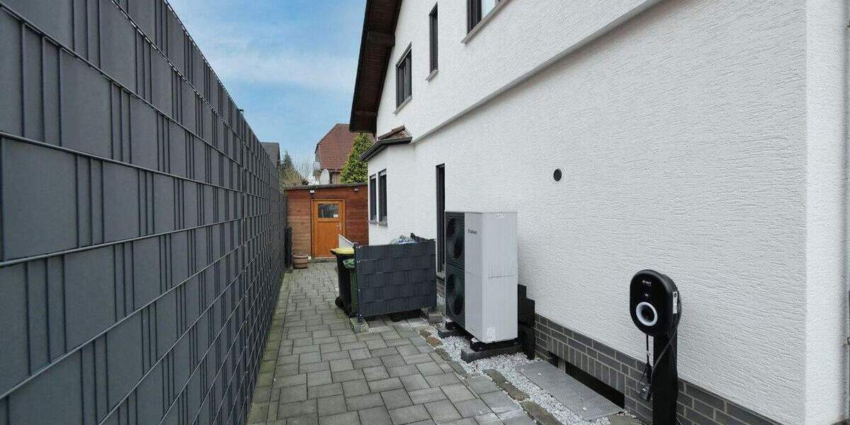 Familienfreundliche Doppelhaushälfte in Top Lage von Elsen 4 zimmer