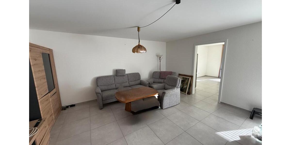 Erdgeschoßwohnung Bad Lippspringe - 3 Zimmer, 86 m&sup2;, 953&euro; | Angebot:26355553