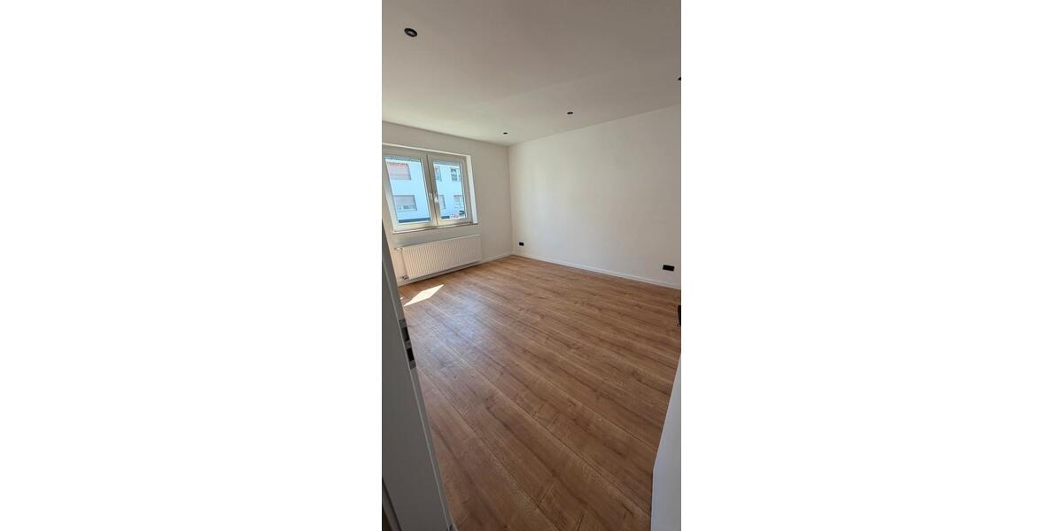 Erdgeschoßwohnung Paderborn Neuenbeken - 3 Zimmer, 76 m&sup2;, 1.040&euro; | Angebot:26611432