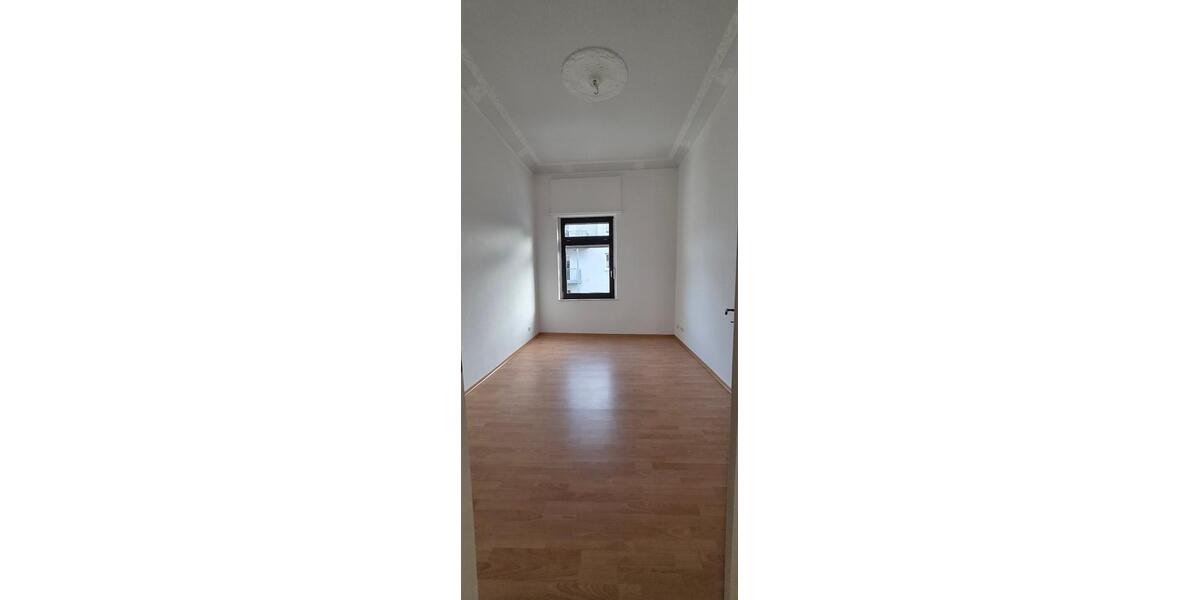 Etagenwohnung Lippstadt - 5 Zimmer, 154 m&sup2;, 1.375&euro; | Angebot:27600520