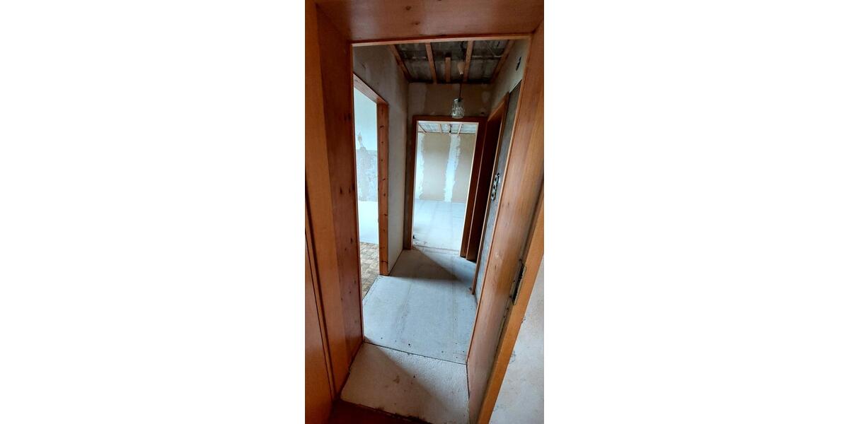 Einfamilienhaus Marsberg - 7 Zimmer, 190 m&sup2;, 210.000&euro; | Angebot:26135791