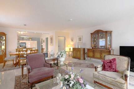 Modernisiert & lichtdurchflutet: stilvolle Eigentumswohnung mit Terrasse 3 zimmer