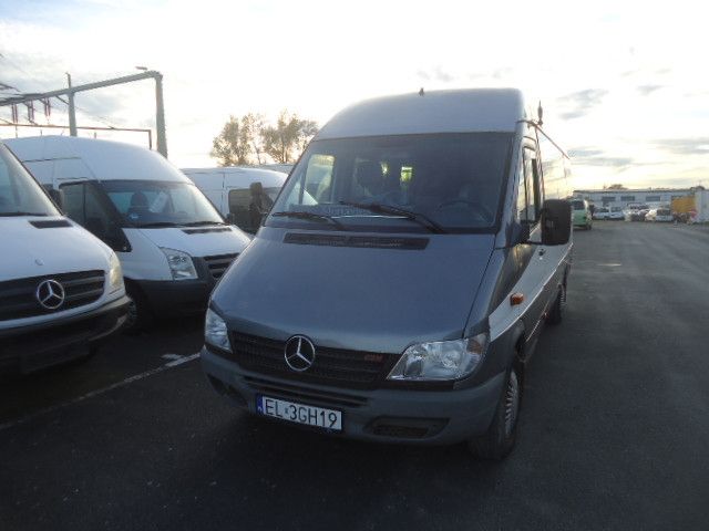 Mercedes-Benz Sprinter 479.200 km 5.990 € Paderborn 33104
