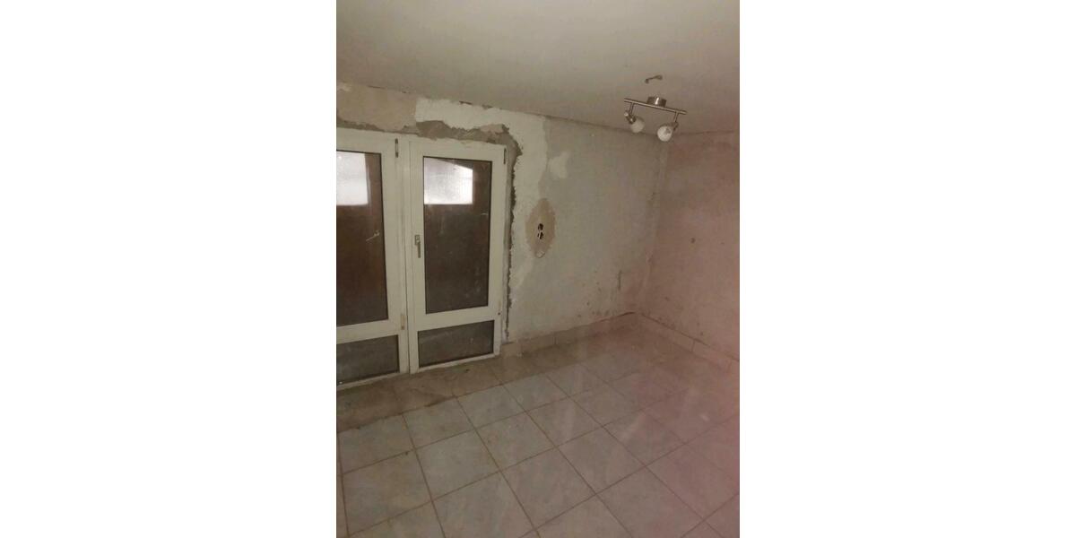 Einfamilienhaus Horn-Bad Meinberg Bad Meinberg - 8 Zimmer, 155 m&sup2;, 65.000&euro; | Angebot:25063637