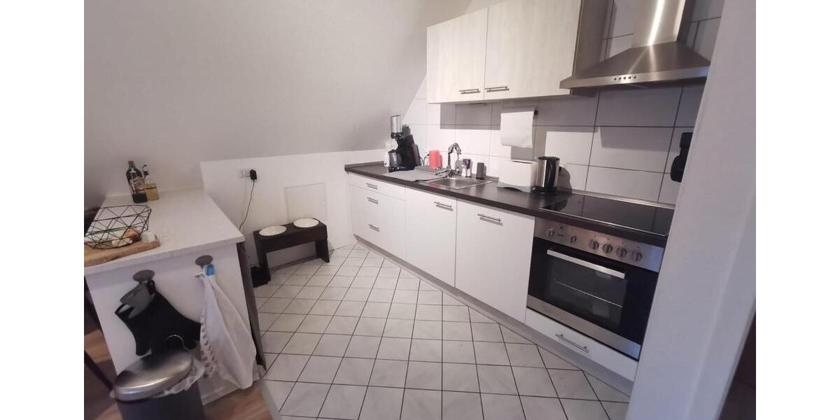 Dachgeschoßwohnung Paderborn - 3 Zimmer, 80 m&sup2;, 780&euro; | Angebot:27624463