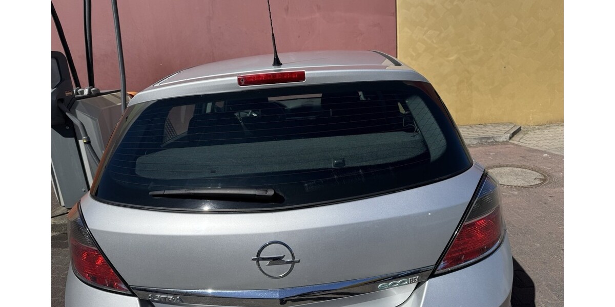 Opel Astra 190.000 km 2.250 € Paderborn 33104