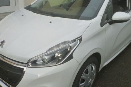 Peugeot 208 62.500 km 6.495 &euro; Verl 33415