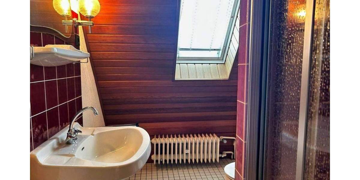 Einfamilienhaus Steinheim Sandebeck - 9 Zimmer, 209 m&sup2;, 249.000&euro; | Angebot:25687387