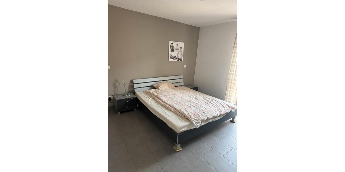 Etagenwohnung Paderborn - 2 Zimmer, 63 m&sup2;, 760&euro; | Angebot:27595446
