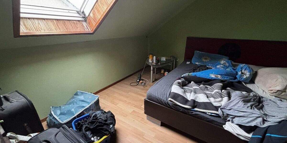 Einfamilienhaus Lichtenau Holtheim - 6 Zimmer, 182 m&sup2;, 249.000&euro; | Angebot:25665641