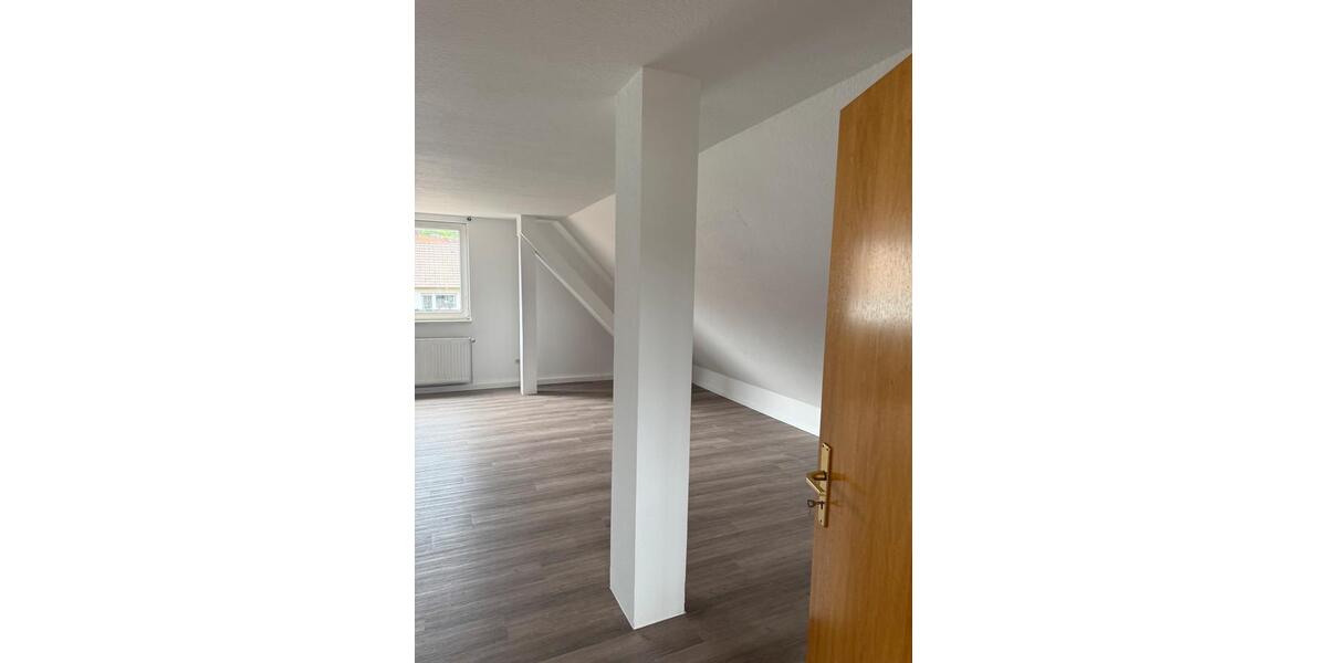 5-Zimmer Maisonettenwohnung mit Balkon in Bad Driburg 5 zimmer