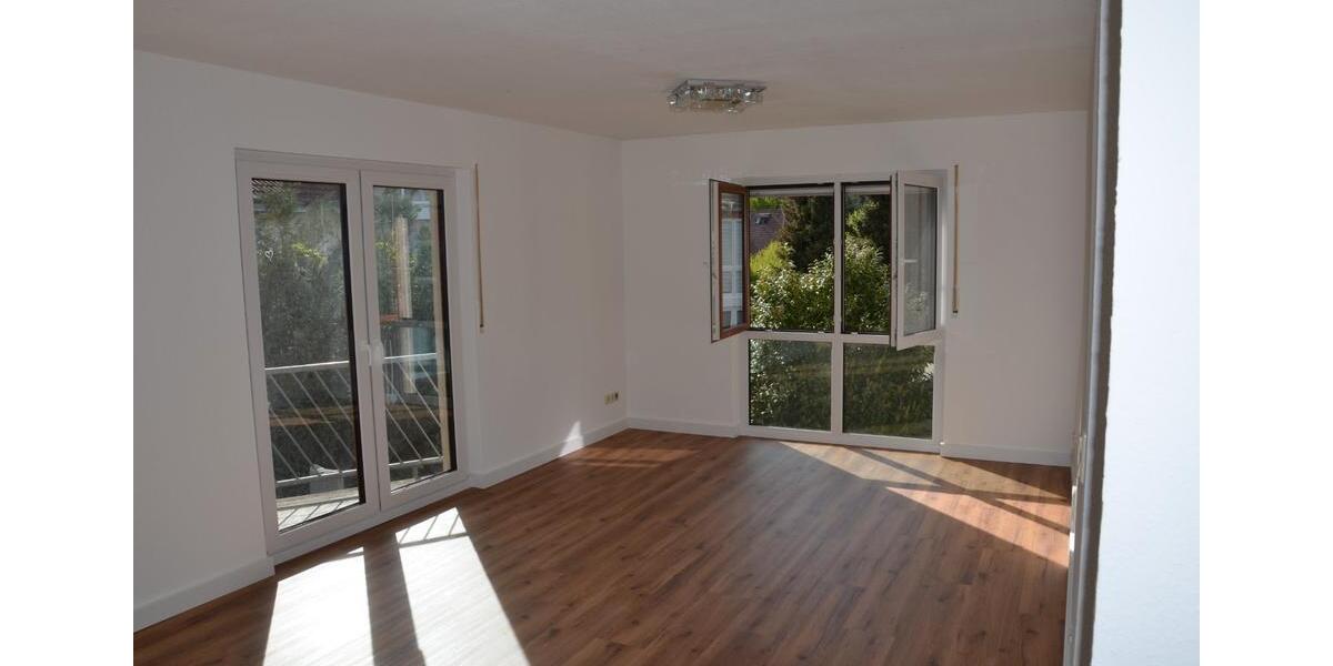 Etagenwohnung Bad Lippspringe - 3 Zimmer, 81 m&sup2;, 170.000&euro; | Angebot:26329413