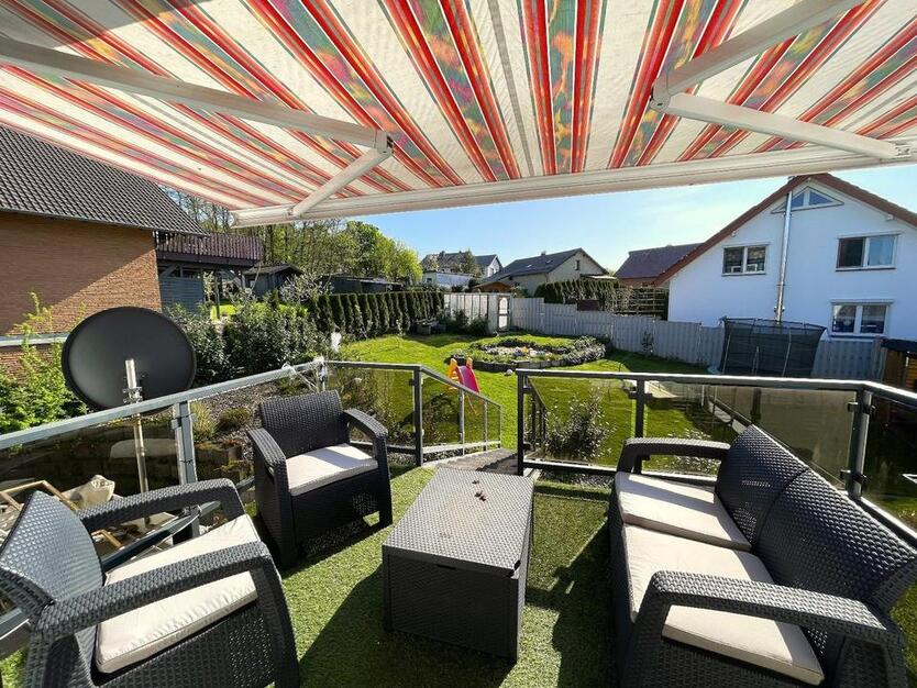 Haus mit großem Garten, Kamin & Einbauküche