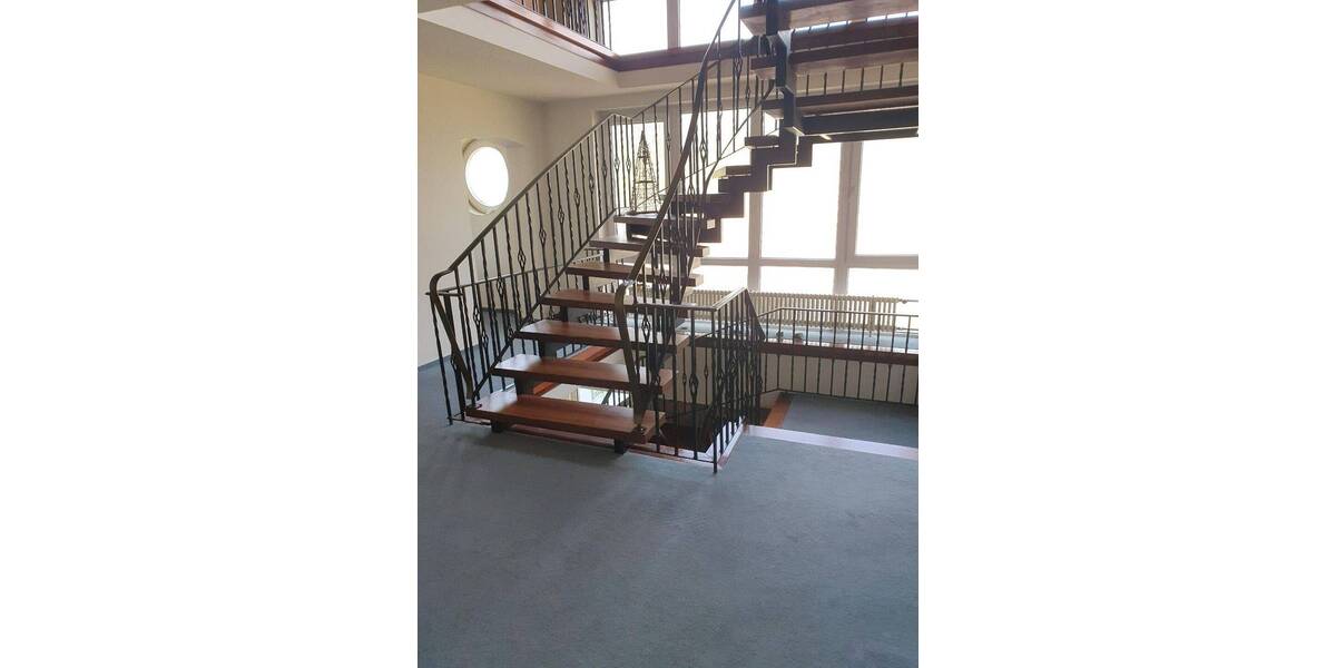 Einfamilienhaus Detmold Heiligenkirchen - 1 Zimmer, 209 m&sup2;, 250.000&euro; | Angebot:25700168