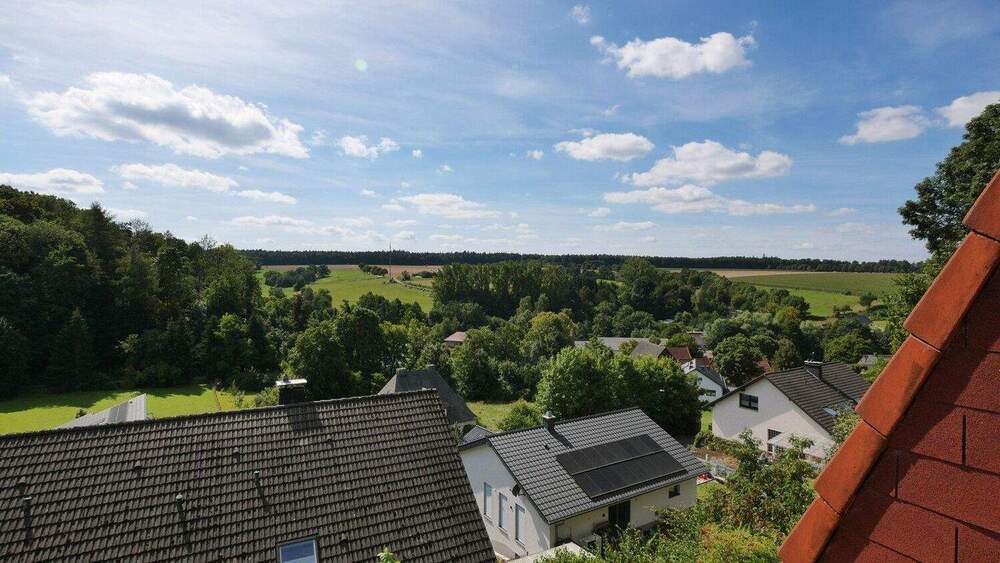 Einfamilienhaus Bad Wünnenberg Fürstenberg - 6 Zimmer, 218 m&sup2;, 329.000&euro; | Angebot:25213982