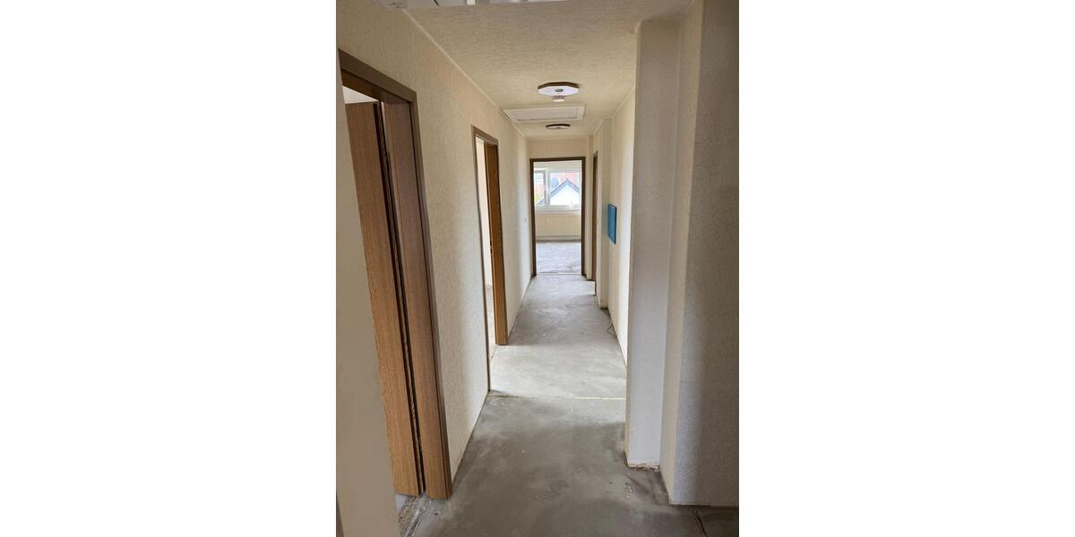 Dachgeschoßwohnung Detmold - 3 Zimmer, 56 m&sup2;, 450&euro; | Angebot:26329368
