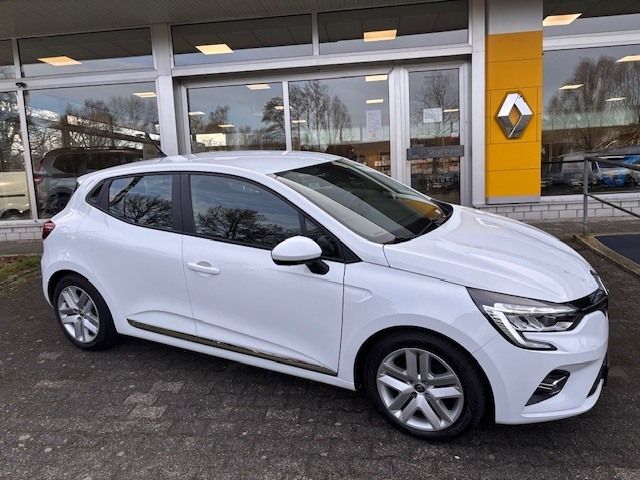 Renault Clio 82.342 km 10.490 &euro; Paderborn 33104