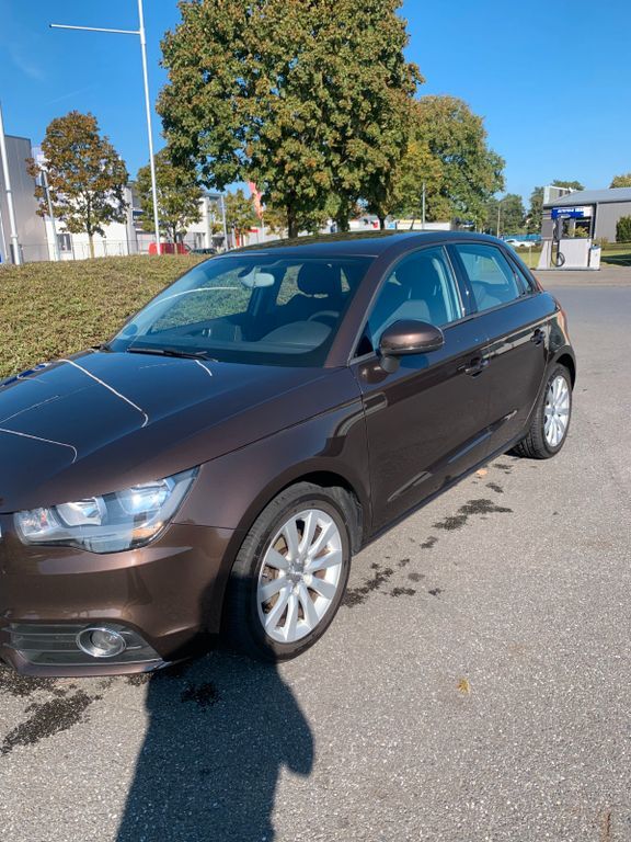 Audi A1 175.000 km 7.200 € Hövelhof 33161