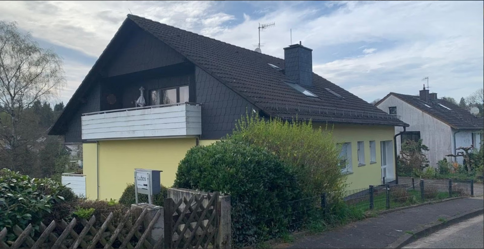 Ruhiges Mehrparteienhaus mit Garten 8 zimmer