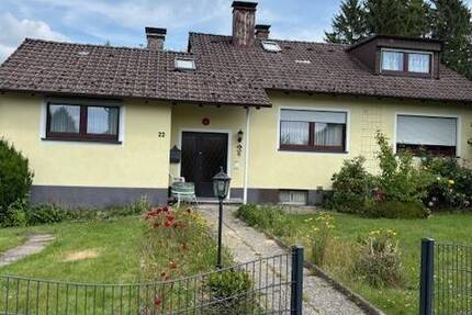Einfamilienhaus mit Einliegerwohnung in Stadt nahe Wohnlage von Detmold 8 zimmer