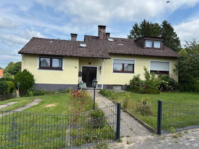 Einfamilienhaus mit Einliegerwohnung in Stadt nahe Wohnlage von Detmold 8 zimmer