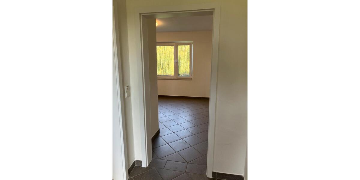 Einfamilienhaus Salzkotten - 4 Zimmer, 110 m&sup2;, 1.320&euro; | Angebot:27615019