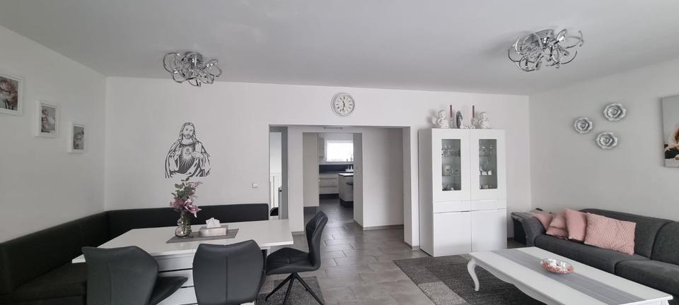 Doppelhaushälfte Paderborn - 6 Zimmer, 170 m&sup2;, 1.770&euro; | Angebot:26623740