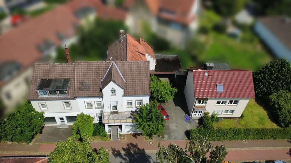 Einfamilienhaus Horn-Bad Meinberg Bad Meinberg - 13 Zimmer, 265 m&sup2;, 215.000&euro; | Angebot:27460722