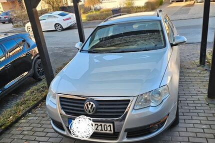 VW Passat 304.000 km 2.299 &euro; Paderborn 33100